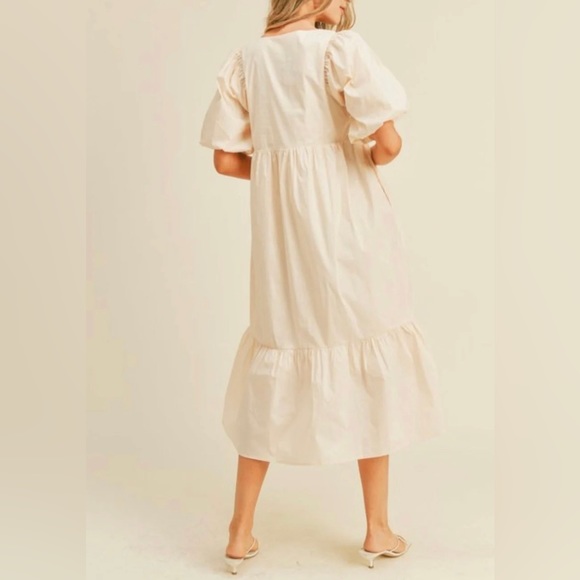 Balloon Sleeve Midi Dress, with side pockets and double layer. - Picture 3 of 9